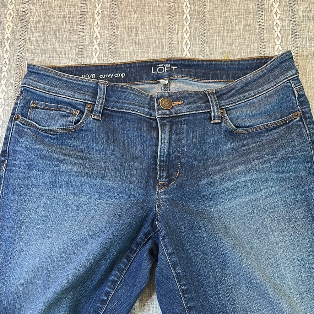 Ann Taylor LOFT Women's Blue Curvy Crop Jeans